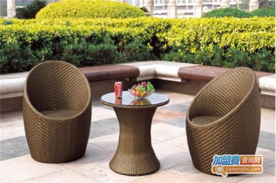 投资12.2万元，力尚藤艺家具助您圆创业梦