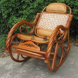 匠心编织的舒适 忠业藤艺天然藤编摇椅